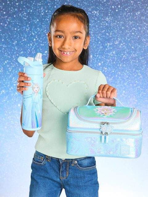 455940_lightblue_talent_l-1.jpg