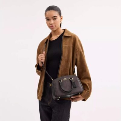 Savannah Small Carryall Bag In Signature Canvas