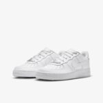 Nike Air Force 1 LE
