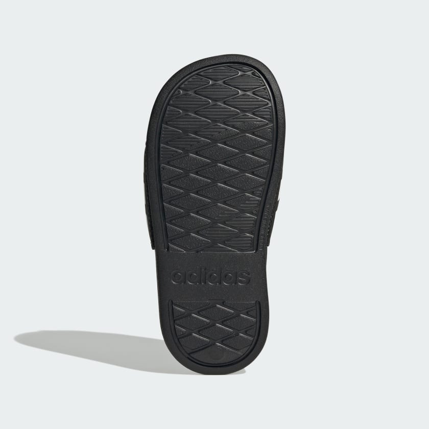 Adilette_Estrap_Slides_Kids_Black_JR5328_03_standard_hover