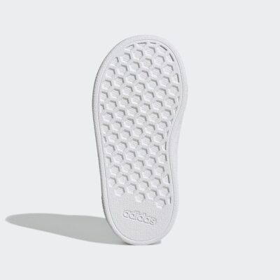 Grand Court Lifestyle Hook and Loop Shoes