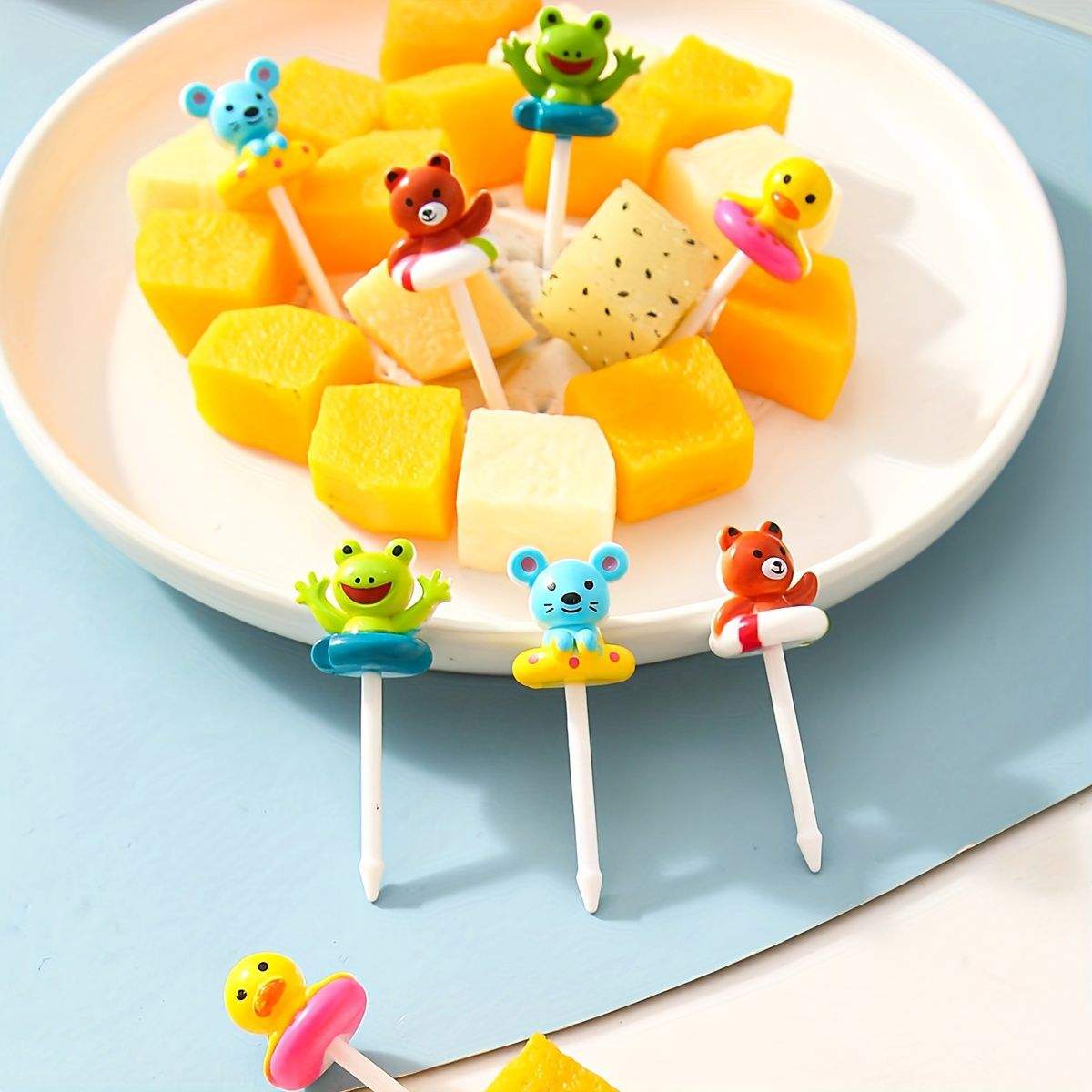 Cute Animal Lunchbox Picks with Float Rings – Bento Food Fruit Forks (8 pcs)