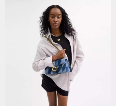 Tabby Shoulder Bag 26 With Patchwork Quilting