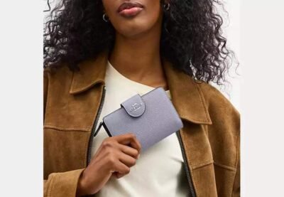 Medium Corner Zip Wallet