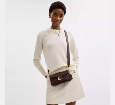 Tabby Shoulder Bag 20 In Signature Canvas