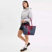 City Tote Bag In Signature Canvas With Coach Graphic