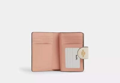 Medium Corner Zip Wallet In Signature Canvas With Floral Print