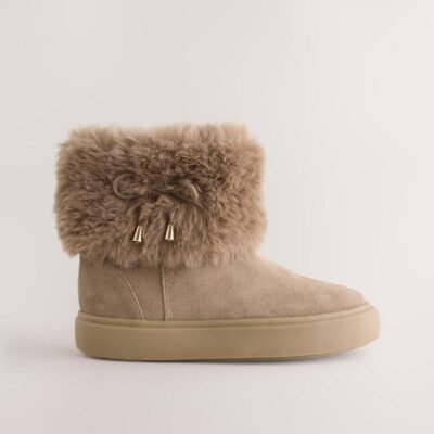 Tan Brown Water Repellent Suede Boots