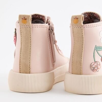 Neutral Character Applique Standard Fit (F) High Top