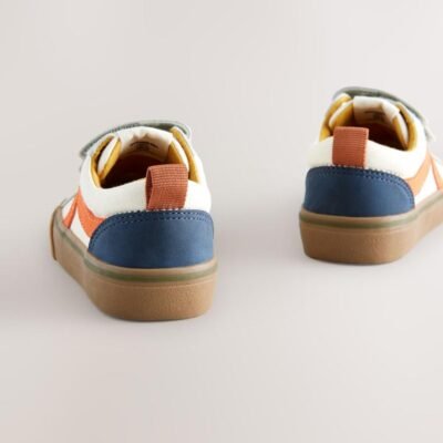 Multi Standard Fit (F) Touch Fastening Skate Trainers