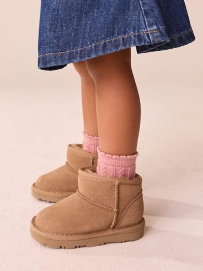 Tan Brown Water Repellent Standard Fit (F) Suede Pull On Boots