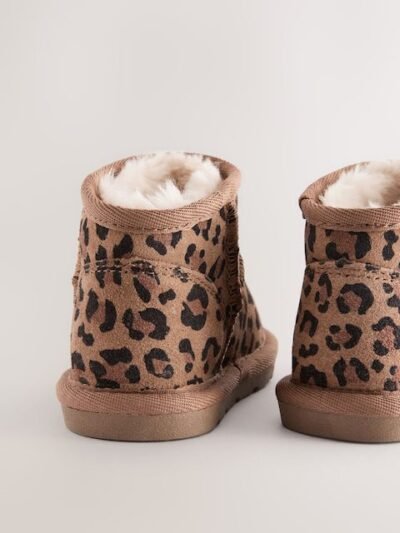 Leopard Water Repellent Standard Fit (F) Suede Pull On Boots