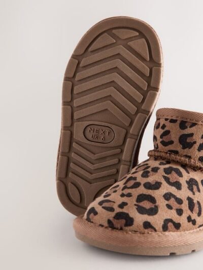 Leopard Water Repellent Standard Fit (F) Suede Pull On Boots