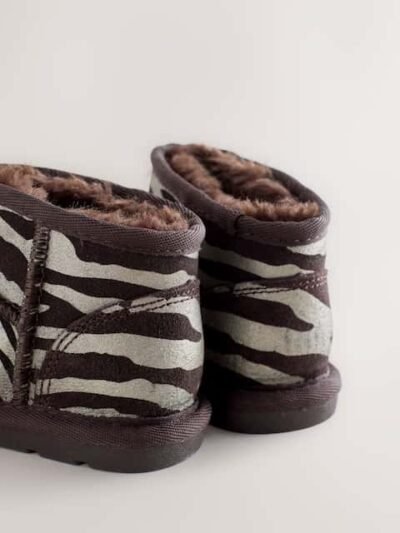 Silver Zebra Water Repellent Standard Fit (F) Suede Pull On Boots