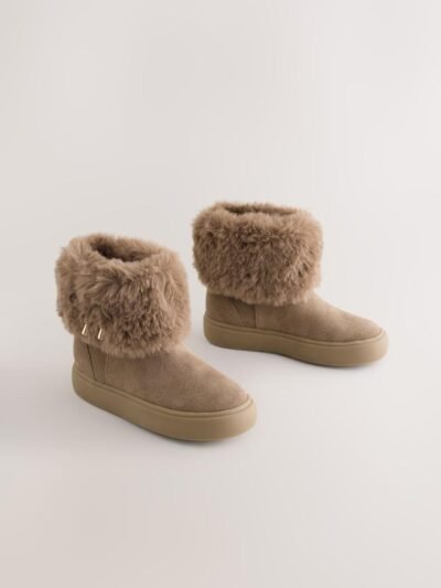 Tan Brown Water Repellent Suede Boots