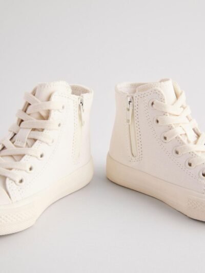 White Standard Fit (F) High Top Trainers