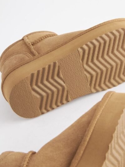 Tan Brown Standard Fit (F) Flatform Mini Warm Lined Water Repellent Suede Pull-On Boots