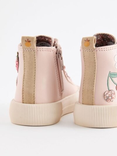 Neutral Character Applique Standard Fit (F) High Top