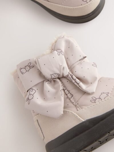 Neutral Bunny Water Repellent Quilted Bow Boots
