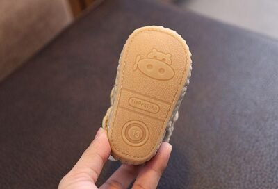 'QDD' Fleece-Lined Bear Booties