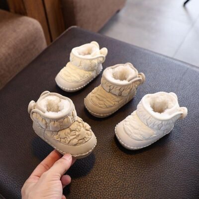 'QDD' Fleece-Lined Bear Booties