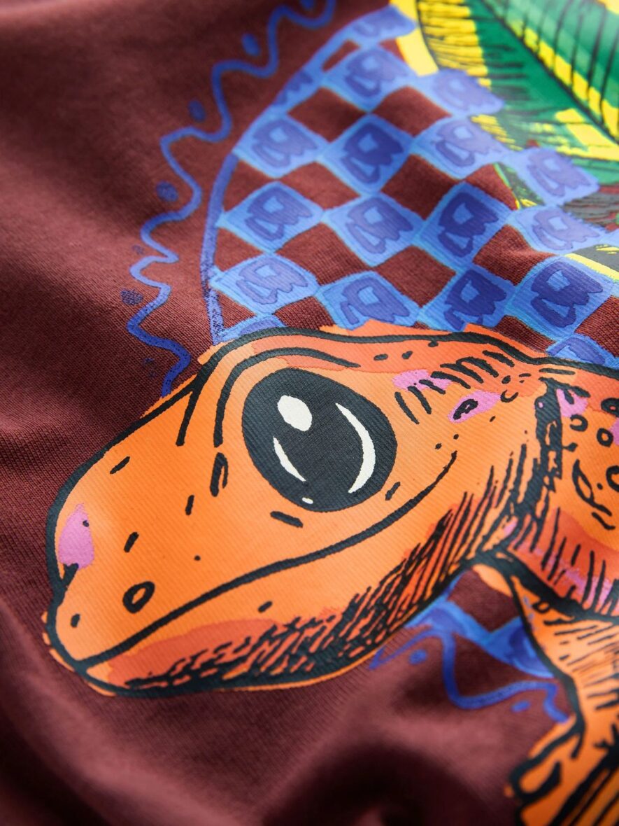 Burgundy Red Gecko Short Sleeve Back Print T-Shirt 4