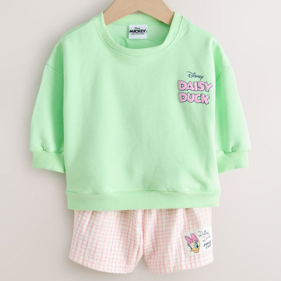 Green Daisy Duck Shorts Set 4