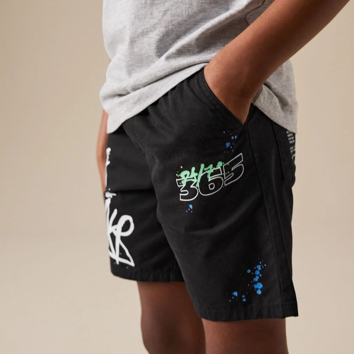 Black Print Regular Fit Shorts 1