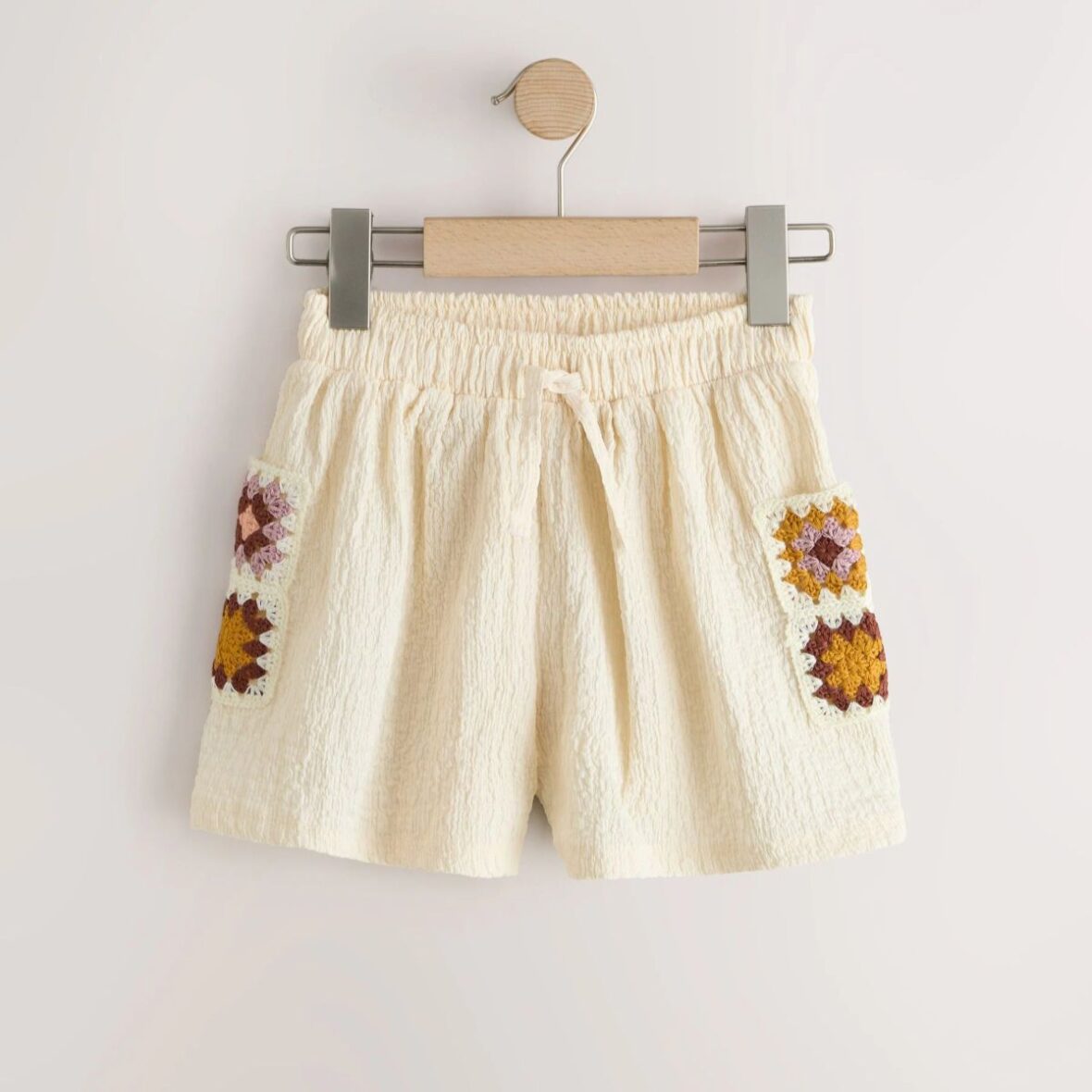 Cream Crochet Pocket Shorts (3-16yrs)