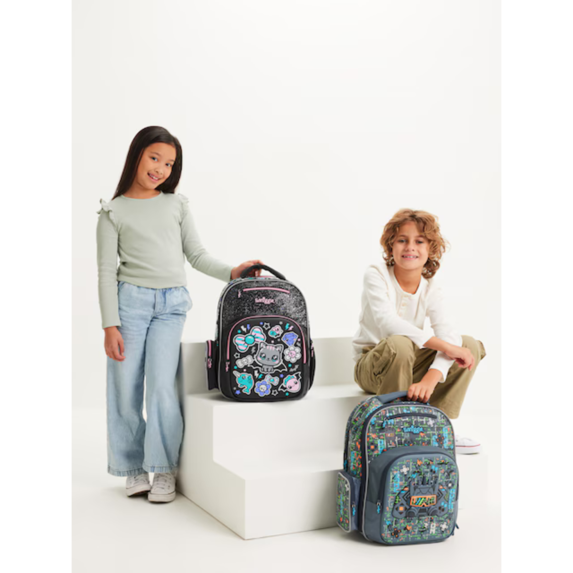 Smiggle Trailblazer Ultra Backpack (3)