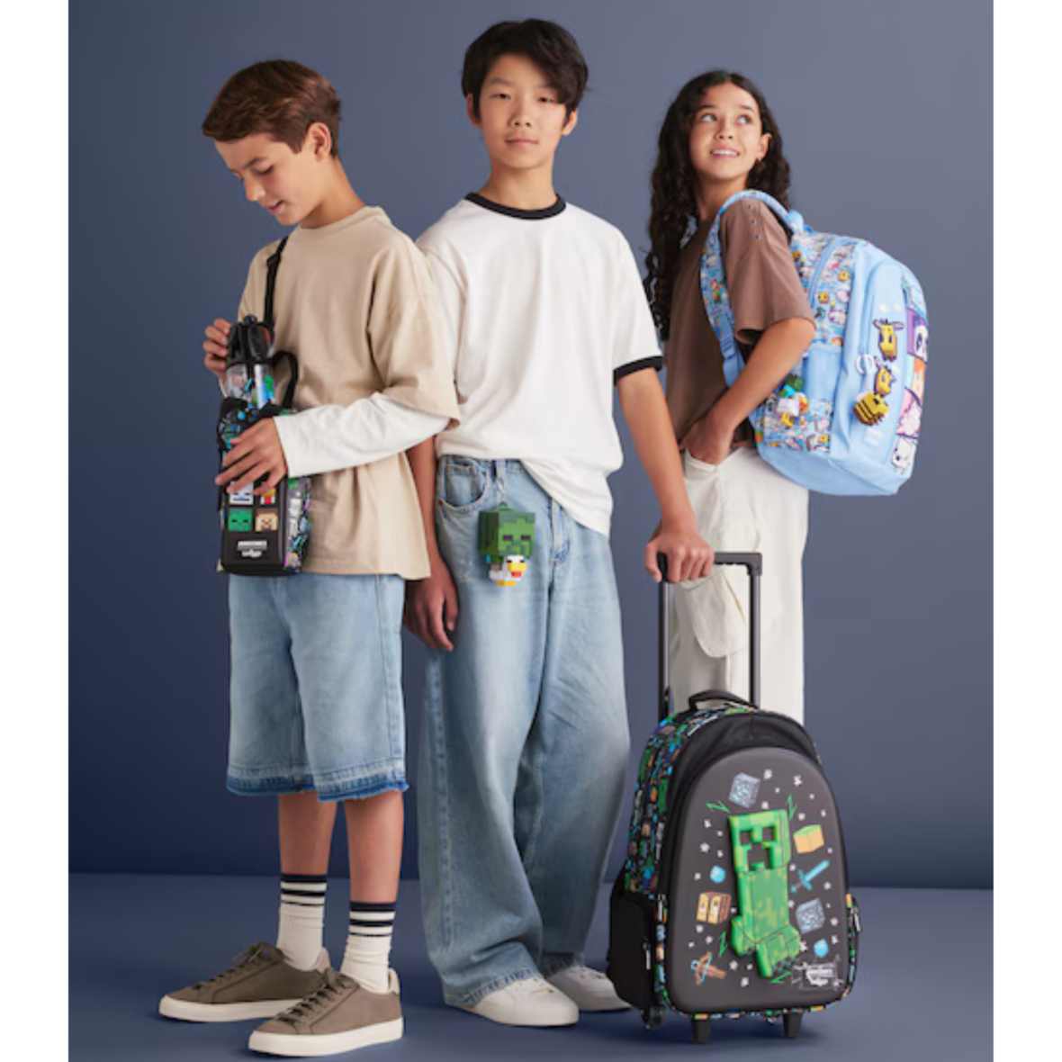 Smiggle Minecraft Trolley Backpack With Light Up Wheels (5)