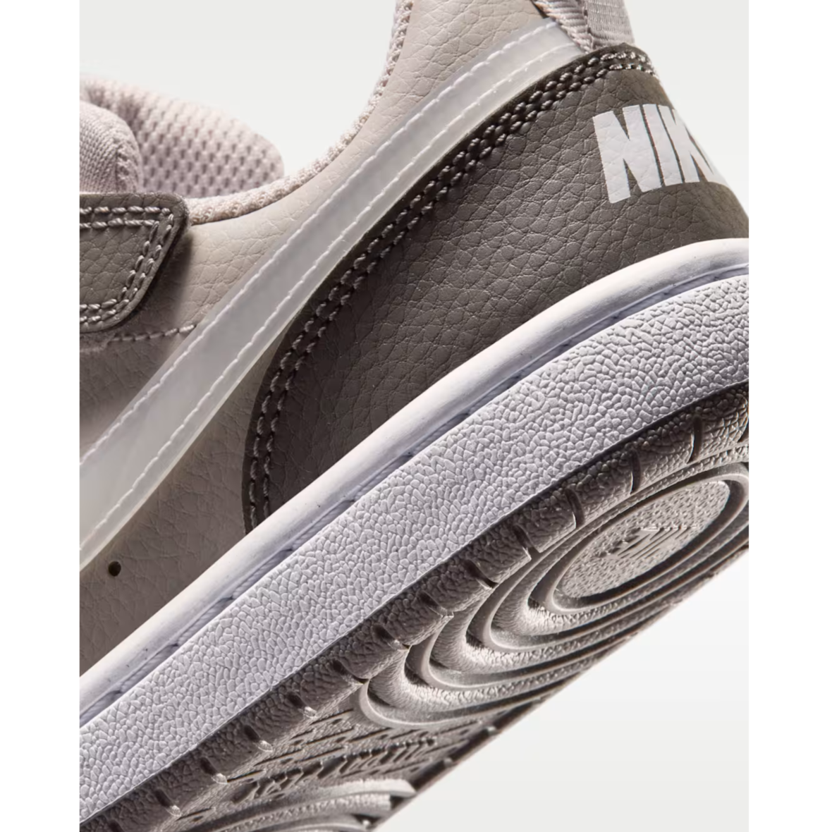 Nike Court Borough Low – Little Kids – Moon ParticleCave StoneWhiteWhite (8)