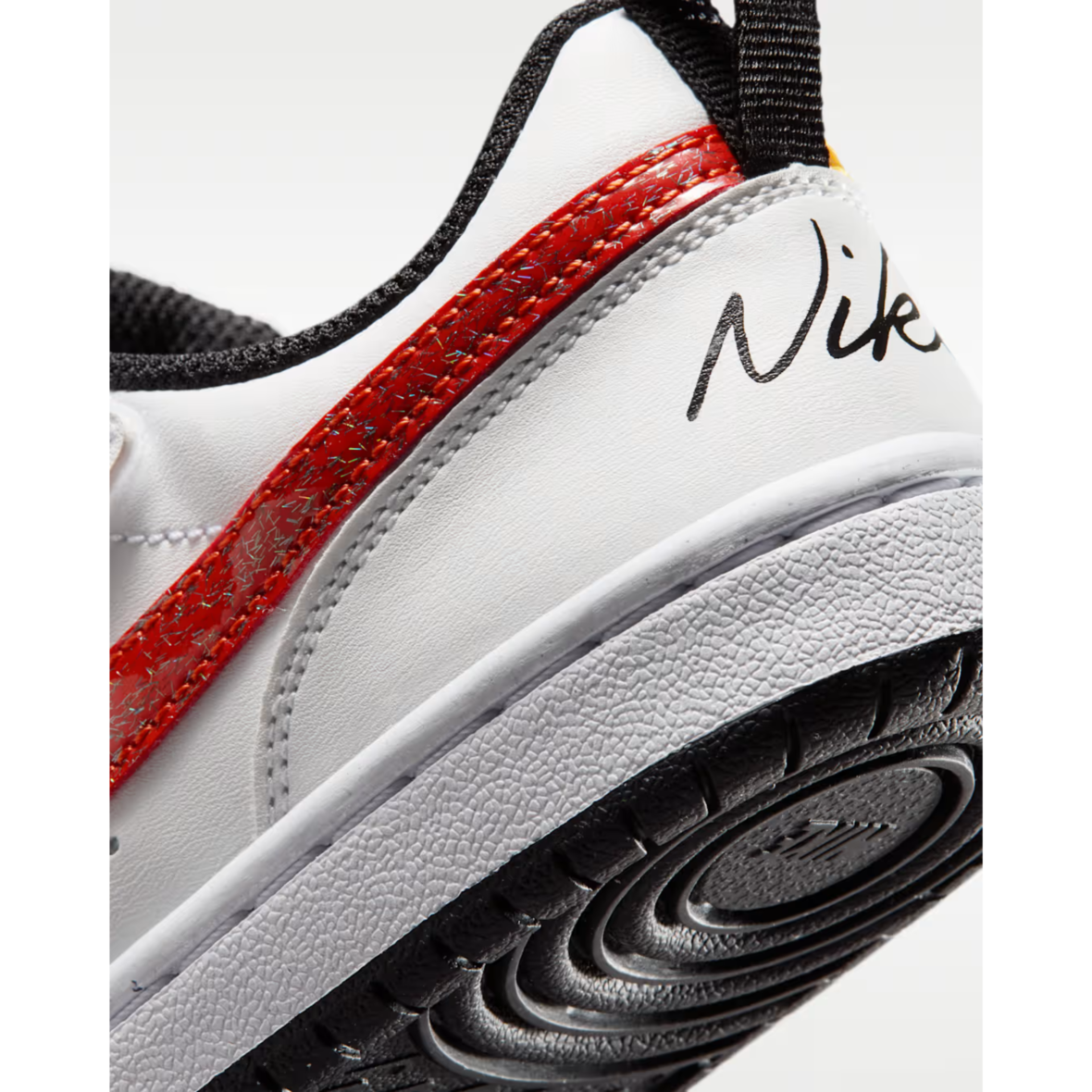Nike Court Borough Low – Little Kids – WhitePicante RedBarely VoltCurrent Blue (8)
